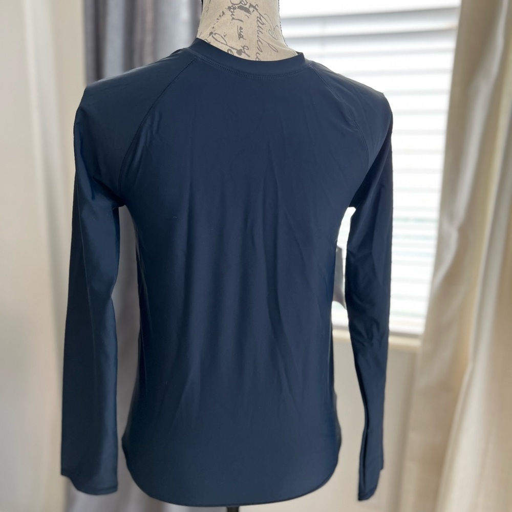 Old Navy big boys 14/16 (XL) blue rash guard.